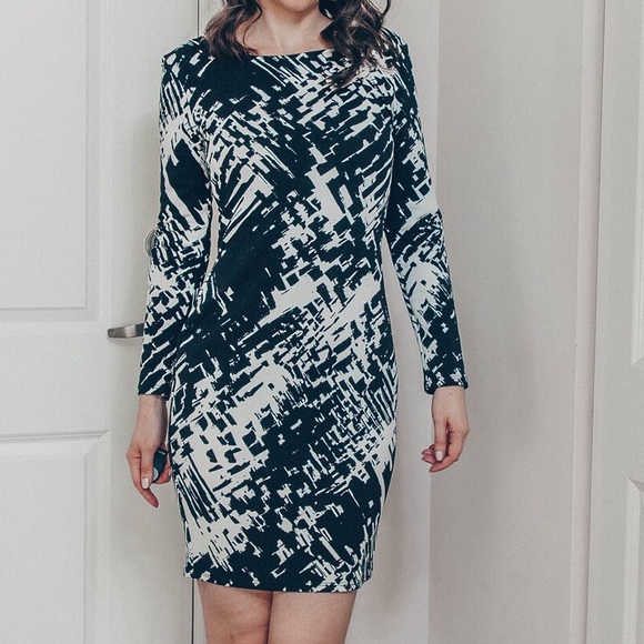 Dia Dresses & Skirts - Midi dress